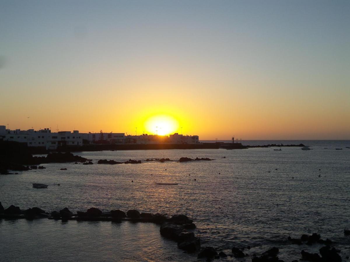 Marysol 1 Apartment With Terrace Close To The Sea Punta Mujeres Екстериор снимка